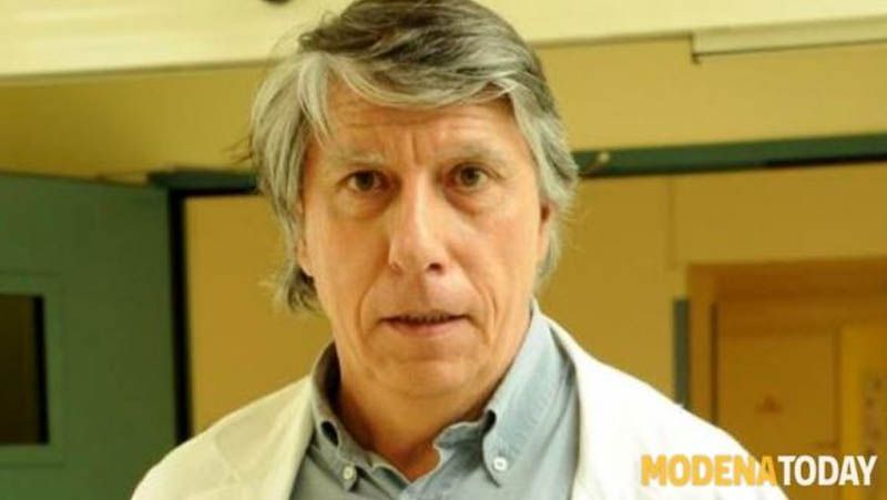 Io non mi vaccino: se mi ammalo mi curo con le medicine: così il primario in pensione risponde a Burioni