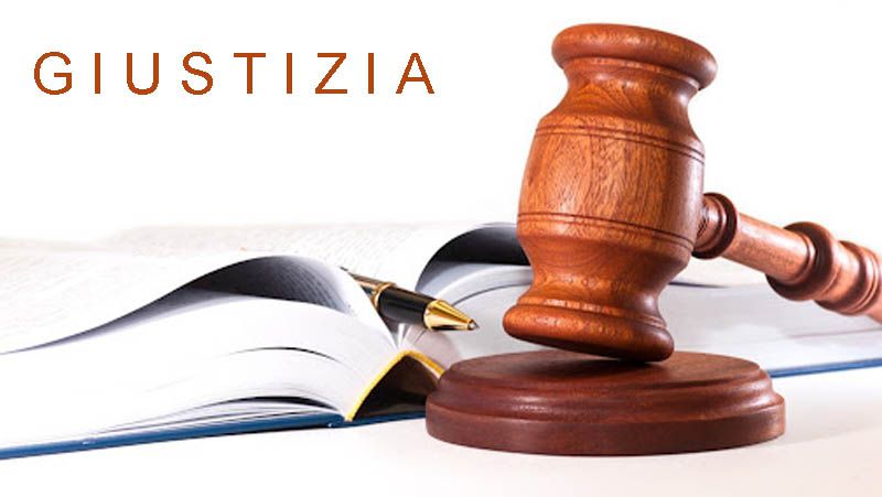 Le Star della TV cominciano a non dormire sonni tranquilli? Virologo Massimo Galli indagato