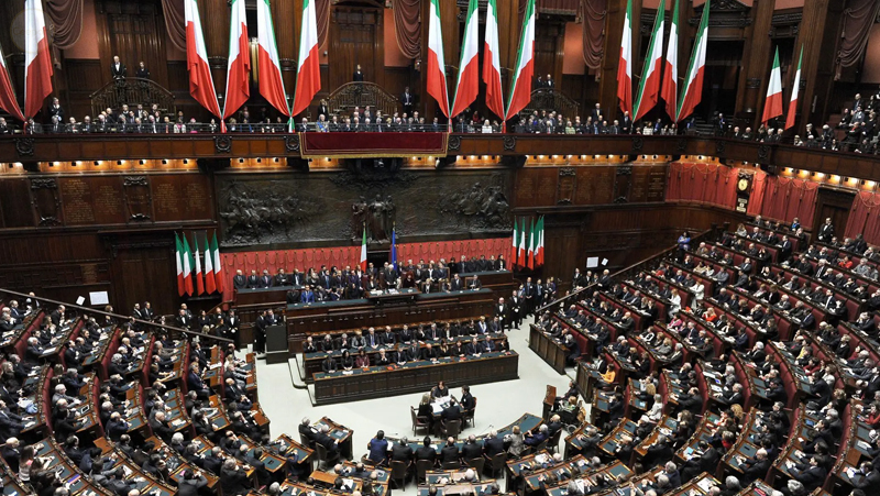 OBBLIGO DI INOCULAZIONE E LASCIAPASSARE VERDE – ecco i politici che si sono espressi e cosa hanno votato parlamento italiano