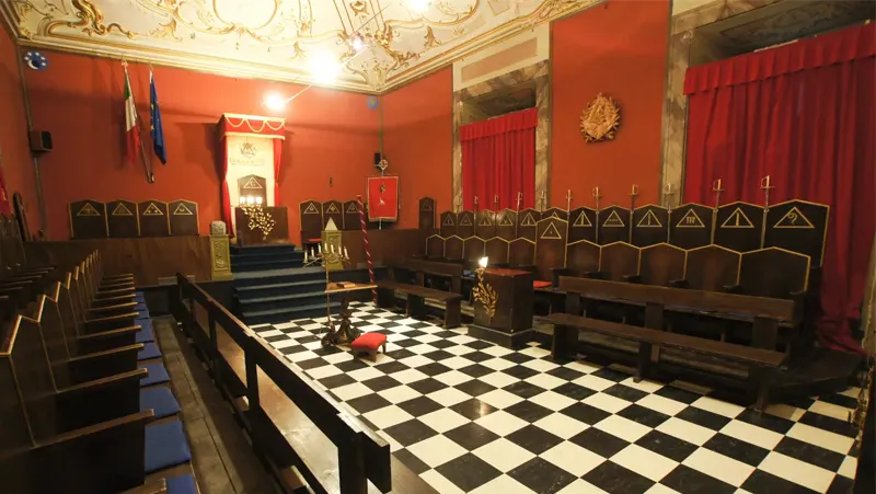 La perquisizione nelle logge ALAM a Prato e Firenze: escalation nella guerra massonica? La perquisizione nelle logge ALAM a Prato e Firenze - escalation nella guerra massonica